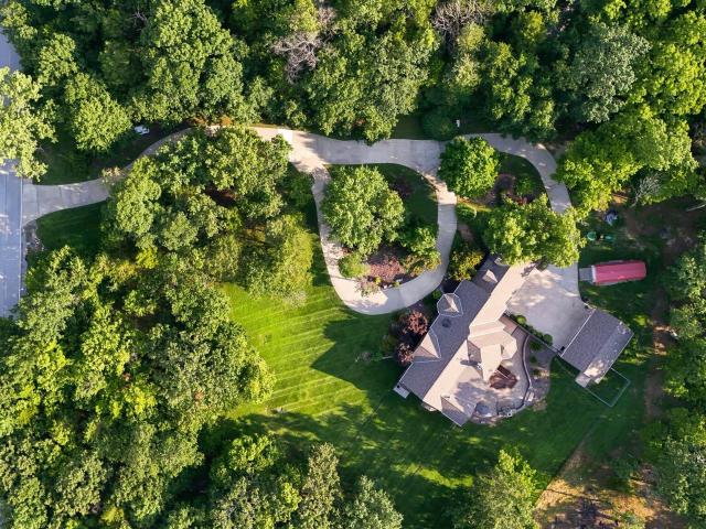 5525 S Farm Road 219