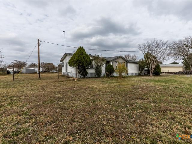 5526 Farm to Market 20, Seguin, TX 78155 | MLS #601141