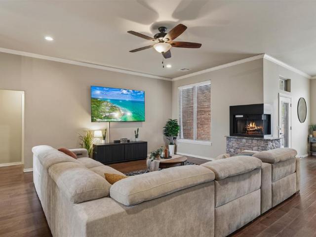 5526 Painted Pony Road
