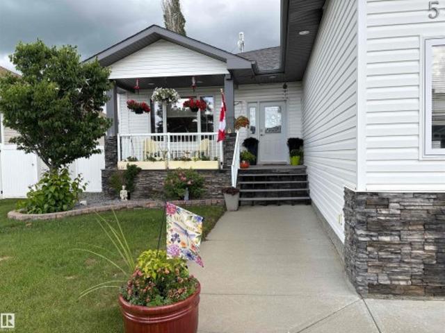 5528 43 Street, Lamont, AB, T0B 2R0 house for sale | Listing ID E4495 | Royal LePage