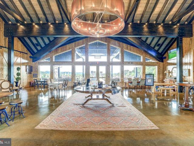 5520 Moonlight Drive