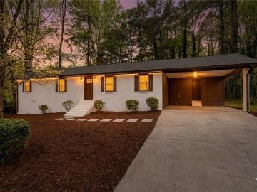 5521 E Wind Dr SW, Lilburn, GA 30047 | MLS #7744