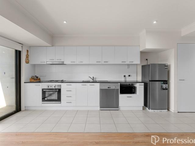 55/21 29 Trickey AvenueSydenham VIC 3037, Australia