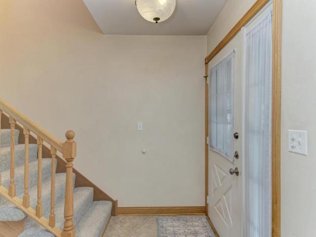 5522 Barclay Court
