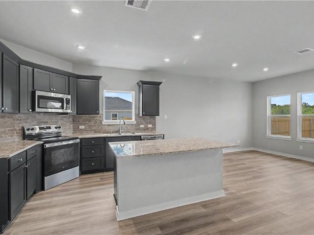 5522 Harriet Street