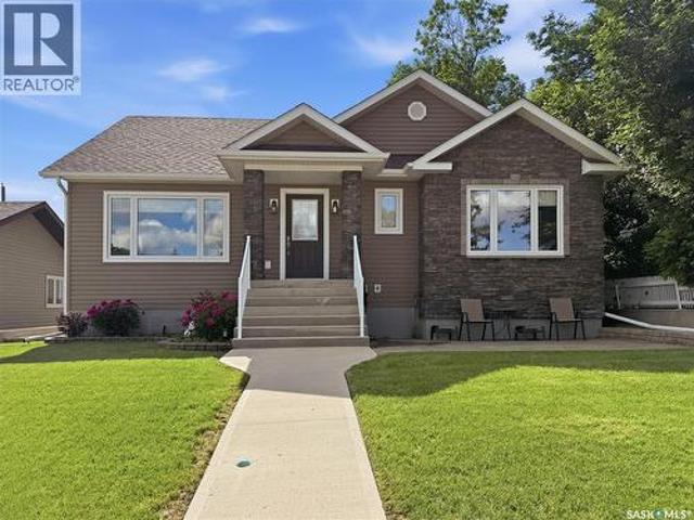 552 1St Avenue Ne, Swift Current, SK, S9H 2B7 house for sale | Listing ID SK041474 | Royal LePage