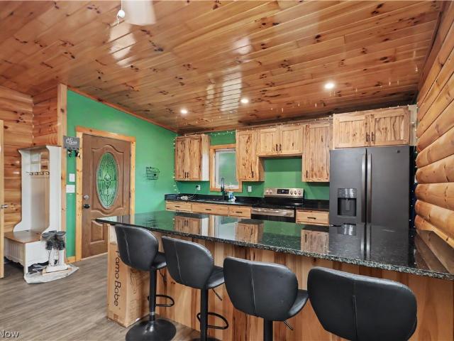 552 County Road 2575