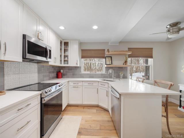 552 Sierra Vista Lane