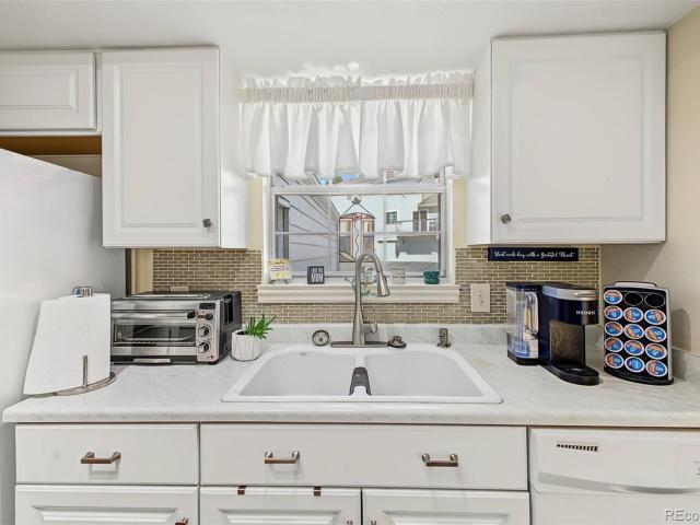 5534 W Canyon Trail # E
