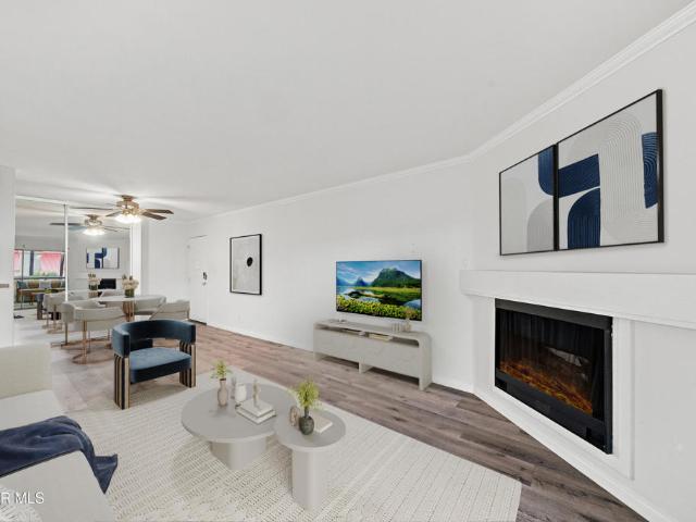 5535 Canoga Avenue 109