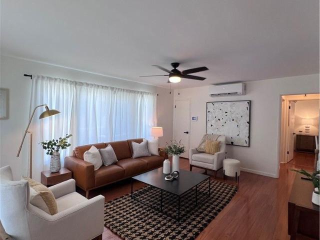 5536 Linden Avenue, Long Beach, US, CA