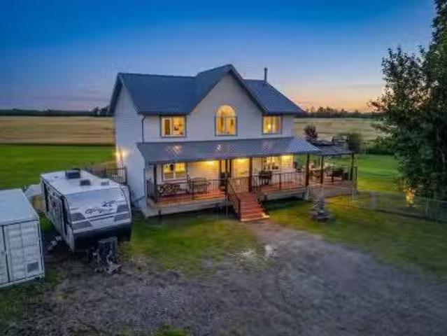 553061 Range Road 184, Rural Lamont County, AB, T0B 2R0 hous.
