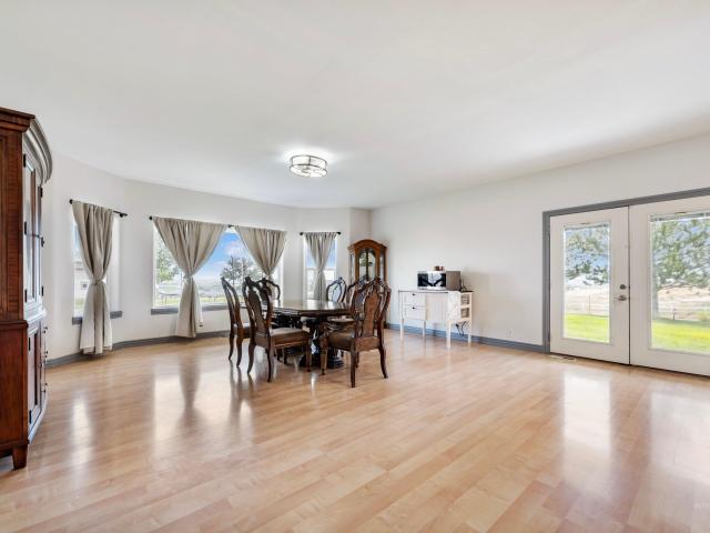 5530 E Tower Lane