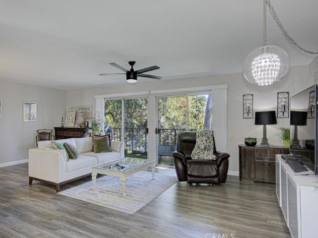 5531 Via La Mesa O