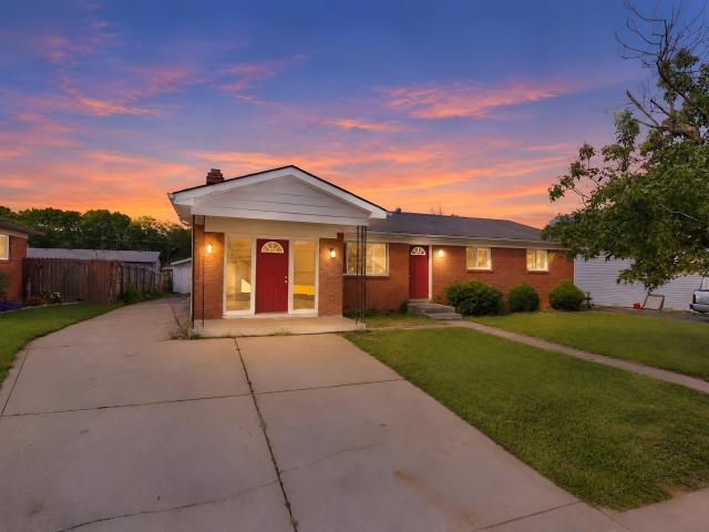5532 Linda Lane