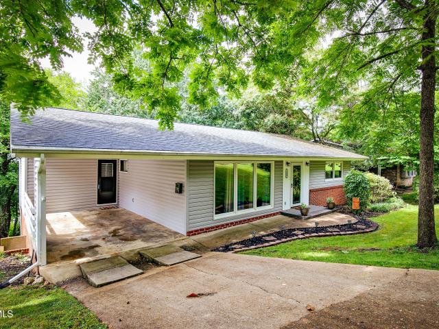 553 Bays View Road