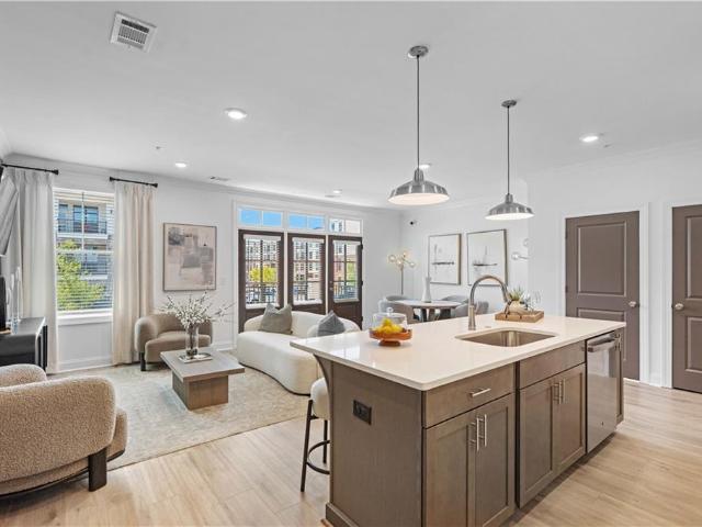 553 Belvedere Drive 16