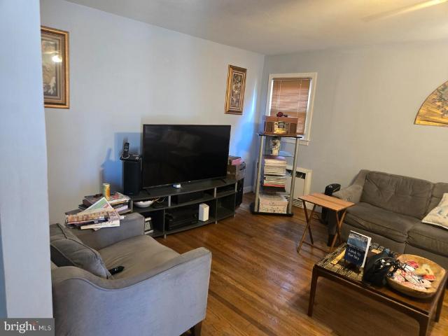 553 E Main Street