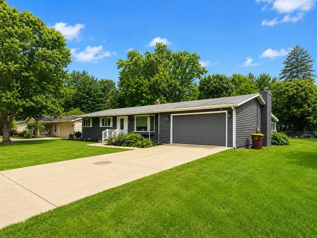 553 East Drive