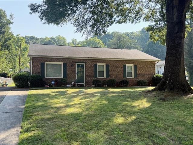 553 Heatherton Lane