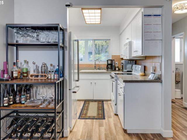 553 N Hayden Bay Dr, Unit 25, Portland, OR 97217 | MLS #134044