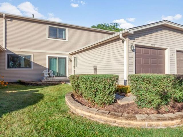 553 Stone Gate Cir, Schaumburg, IL 60193