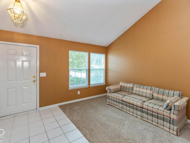 5541 Dill Court