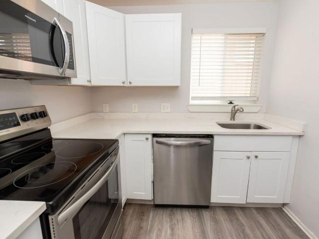 5542 5554 S. Grant St. 2 Bedroom Apartment for Rent at 5542 S Grant St, Littleton, CO 80121