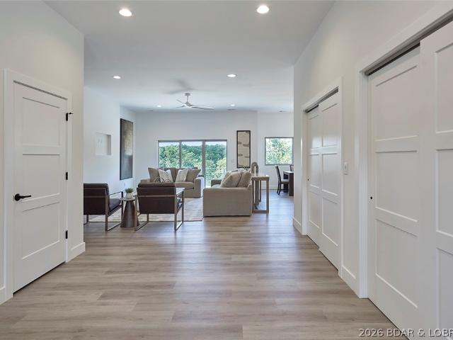 5543 Deephaven Lane