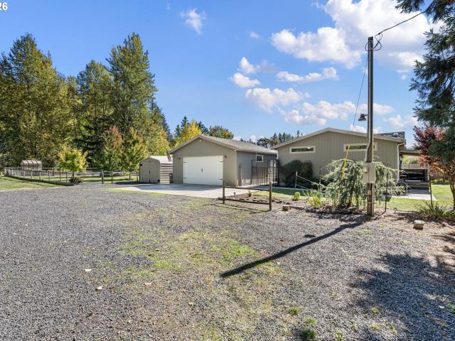 5543 redwood st