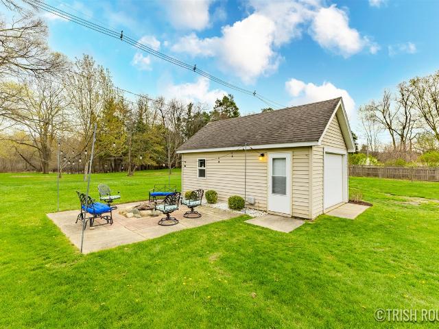 554 Kenowa Avenue