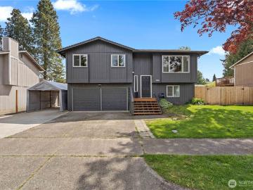 5555 34th St Loop NE, Tacoma, WA 98422 | MLS #2516