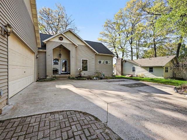 5550 Cozy Point Drive