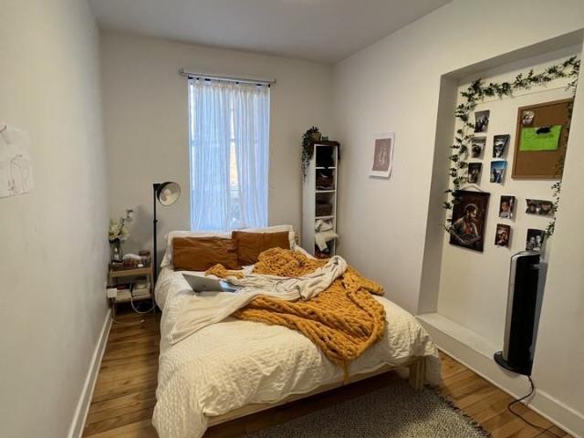 5550 5559 St. Laurent. & 7 9 St. Viateur West 2 Bedroom Apartment for Rent at 5552 Boul Saint Laurent, Montréal, QC H2T 1S8 Mile End