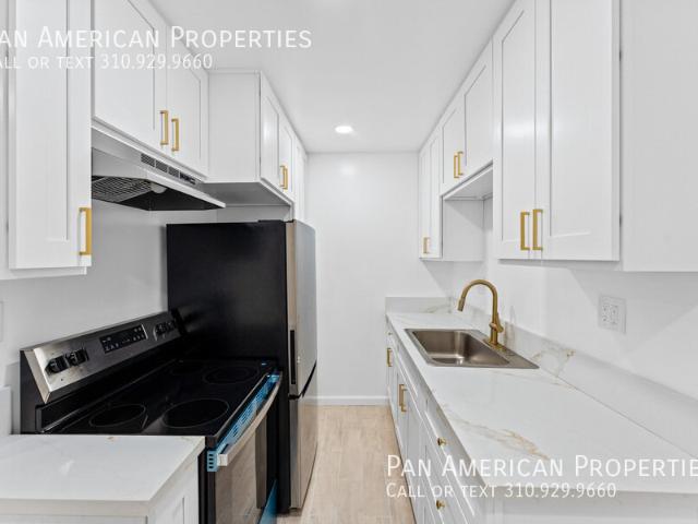 555 Cherry, 2 beds, 1 full bath