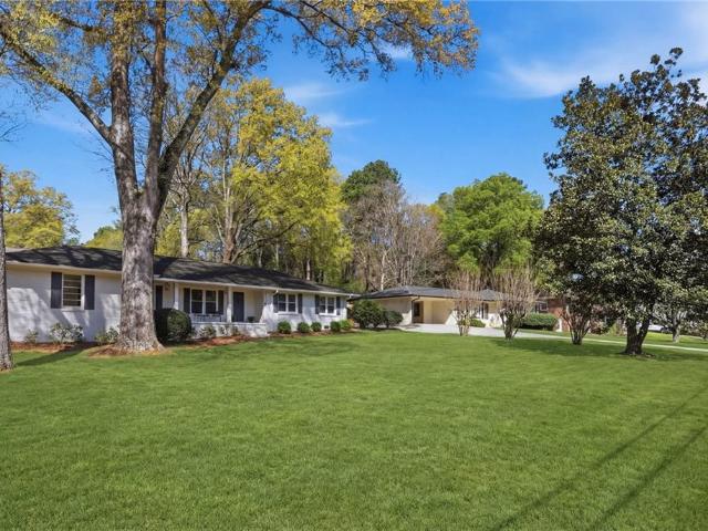 555 Allgood Rd NE, Marietta, GA 30060 | MLS #7740