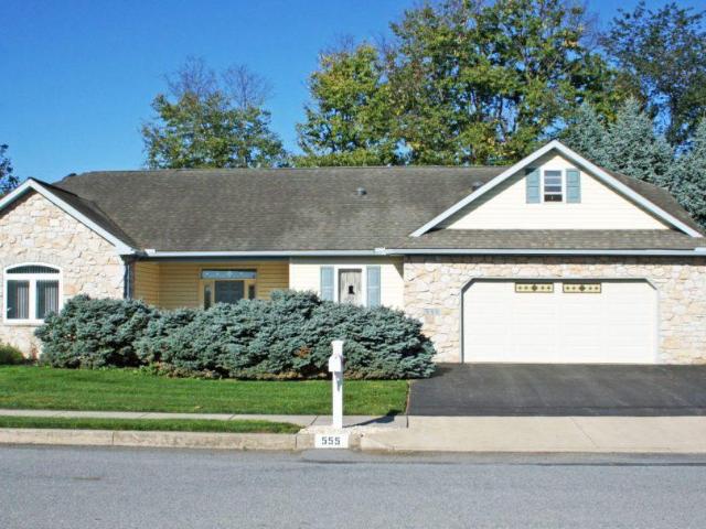 555 Blossom Trl Trail