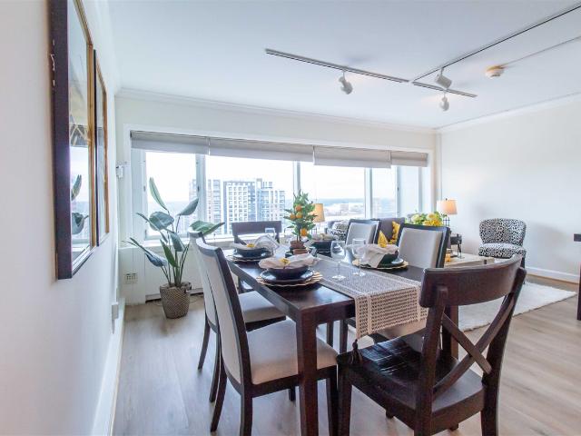 555 E William Street # 17D/E