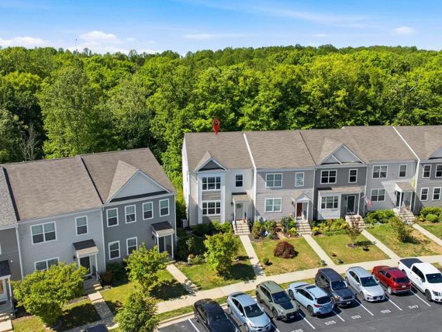 555 English Oak Lane