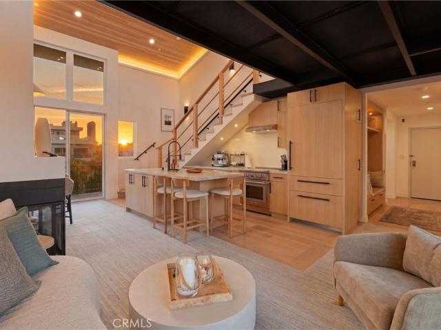 555 Esplanade, Unit 620, Redondo Beach, CA 90277 | MLS #SB26067