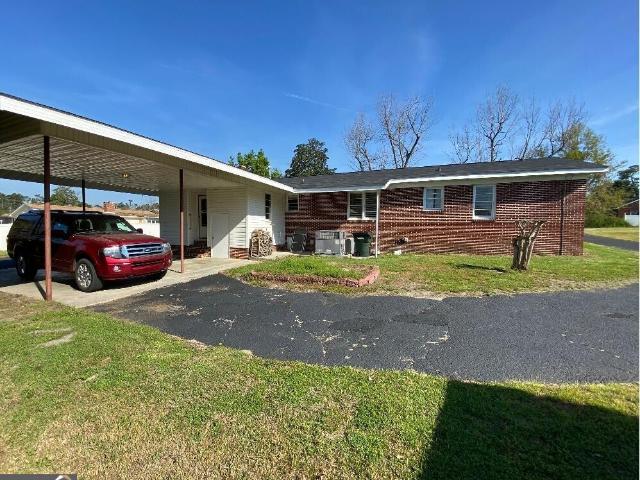 555 Jordan Lane