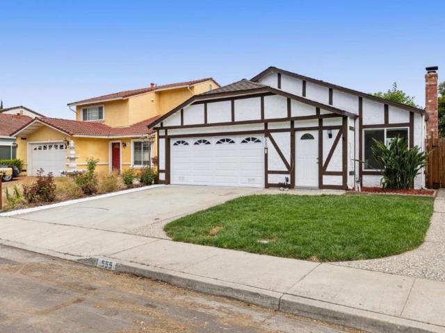 555 Lanfair Circle