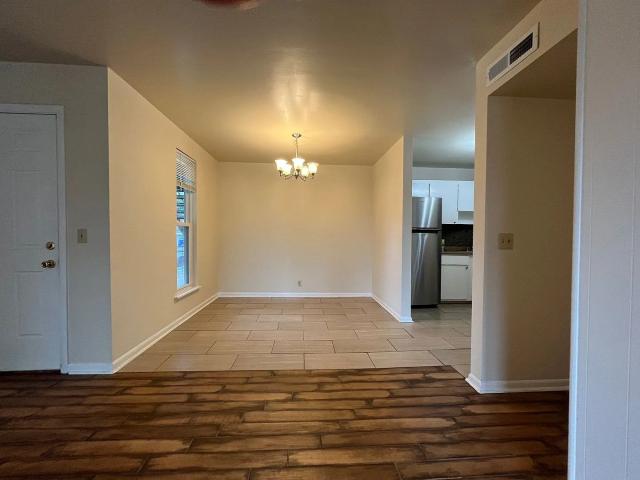555 N DuPont Ave # B42