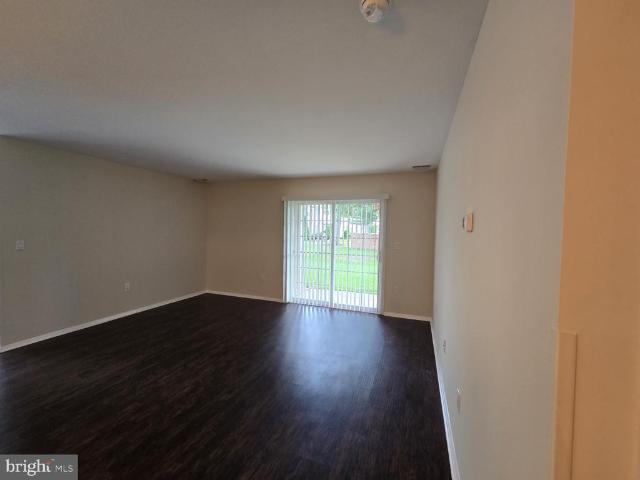 555 Shetland Court