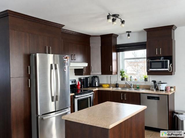 555, rue de la Montagne, La Presentation à louer