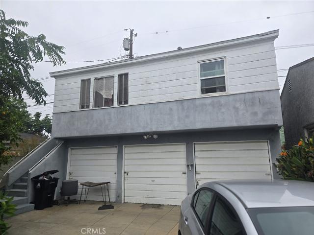 555 W 43rd St, Los Angeles, CA 90037 | MLS #IN26043