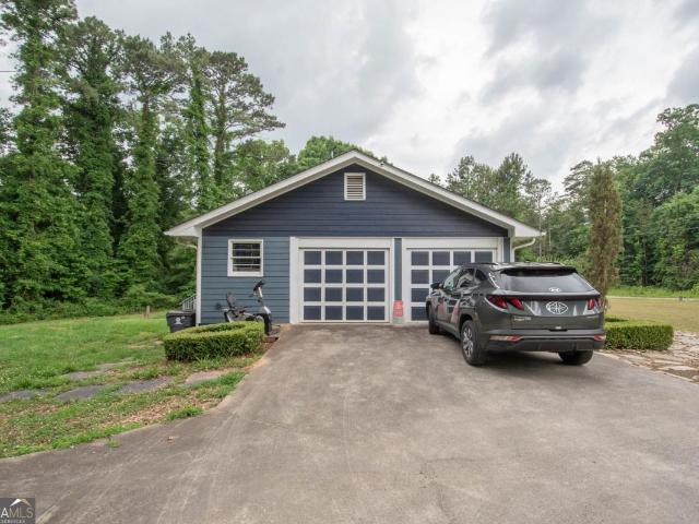 555 White Road