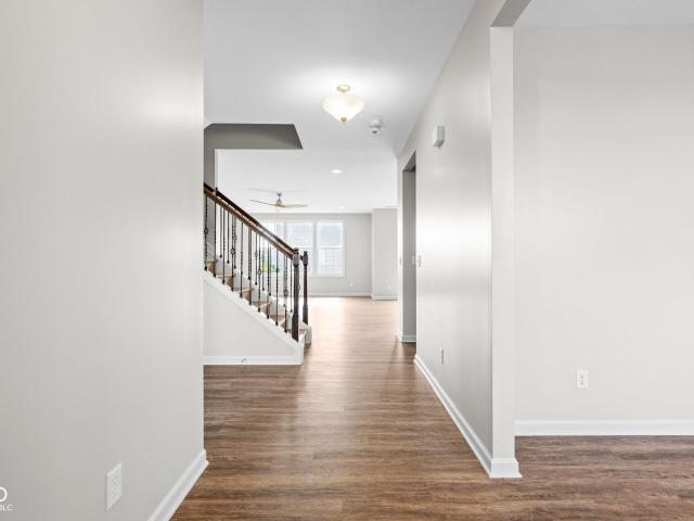 5563 Gateway East Drive