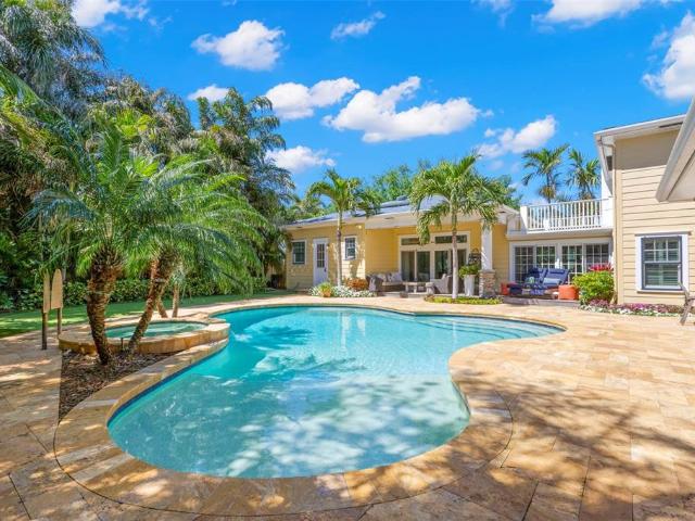 556 21st Ave NE, St. Petersburg, FL 33704 | MLS #TB8505