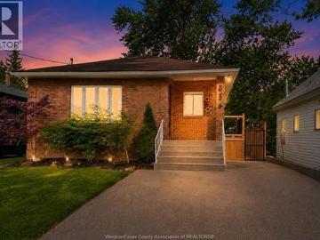 556 Clover, Windsor, ON, N8P 1C6 house for sale | Listing ID 26011 | Royal LePage